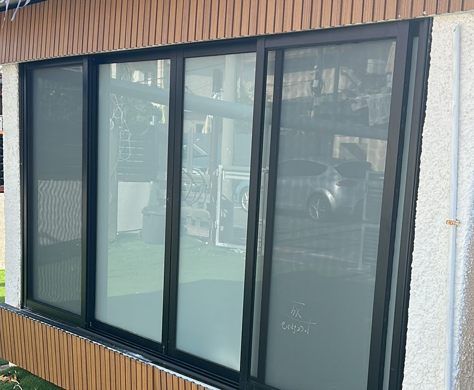 זגג במזכרת בתיה